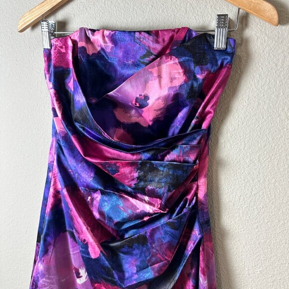 NWT SPEECHLESS FLoral Satiny Strapless Mini Dress Size 3 - Picture 3 of 10